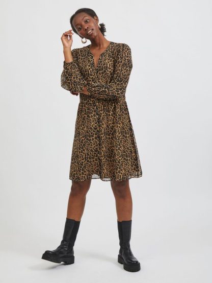 Vestido leopardo look fashion